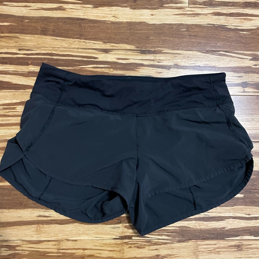 Lululemon speed up shorts size 6